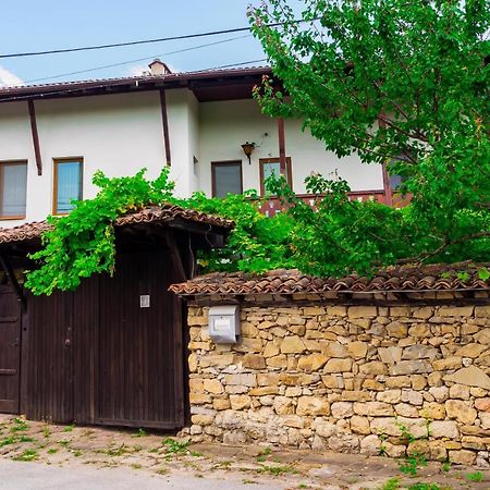 Guest House Geranium Arbanasi Ngoại thất bức ảnh