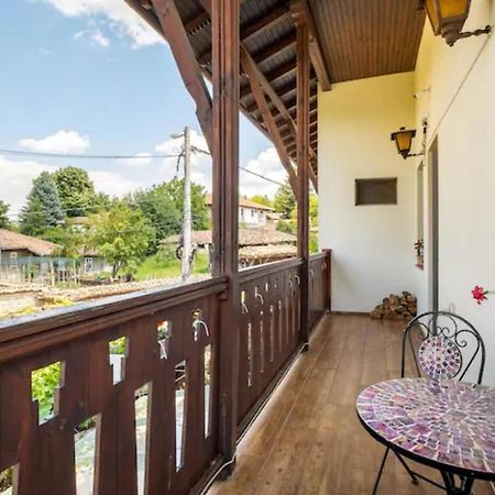 Guest House Geranium Arbanasi Ngoại thất bức ảnh